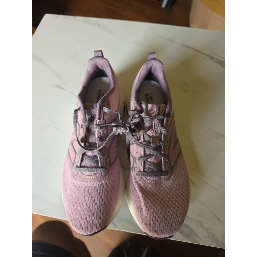 New Balance Sneakers Women's 9.5 Pink/White WSPTLY1 Fresh‎ Foam Running Shoes